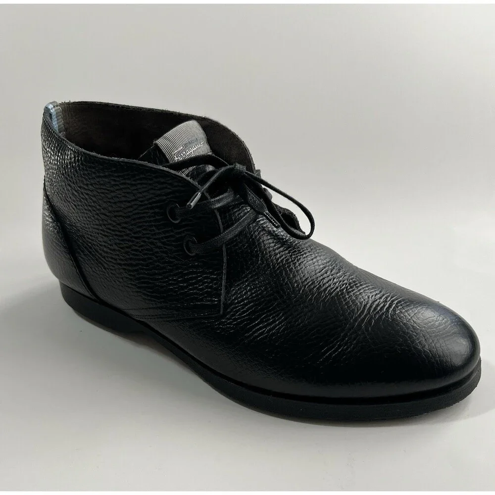 Salvatore Ferragamo World Men’s Black Leather Chukka Boots Round Toe Size 7.5